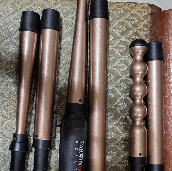 Parwin Pro Beauty Curling Wand - Picture 2 of 2